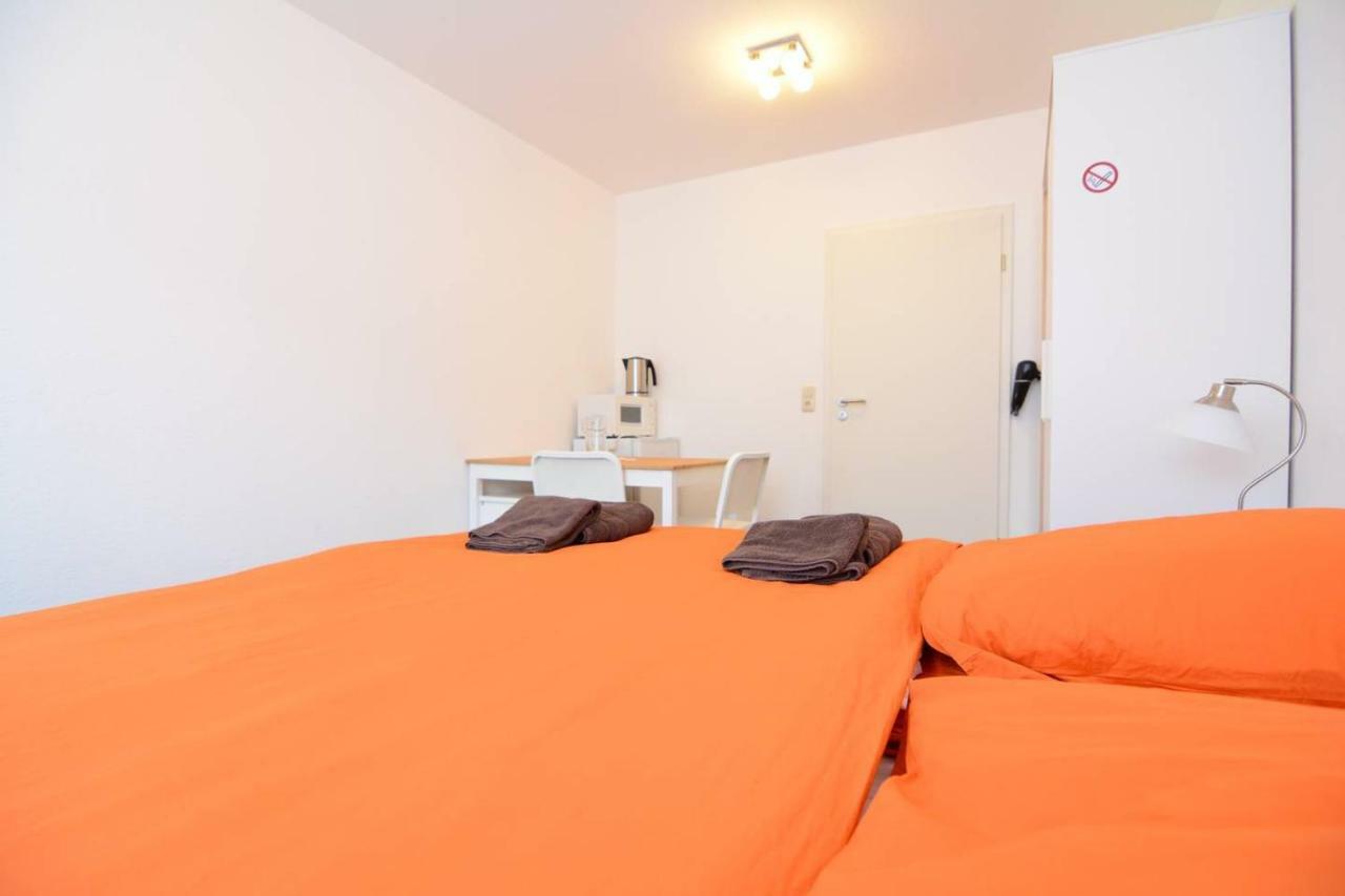 Private Next To Subway Homestay *